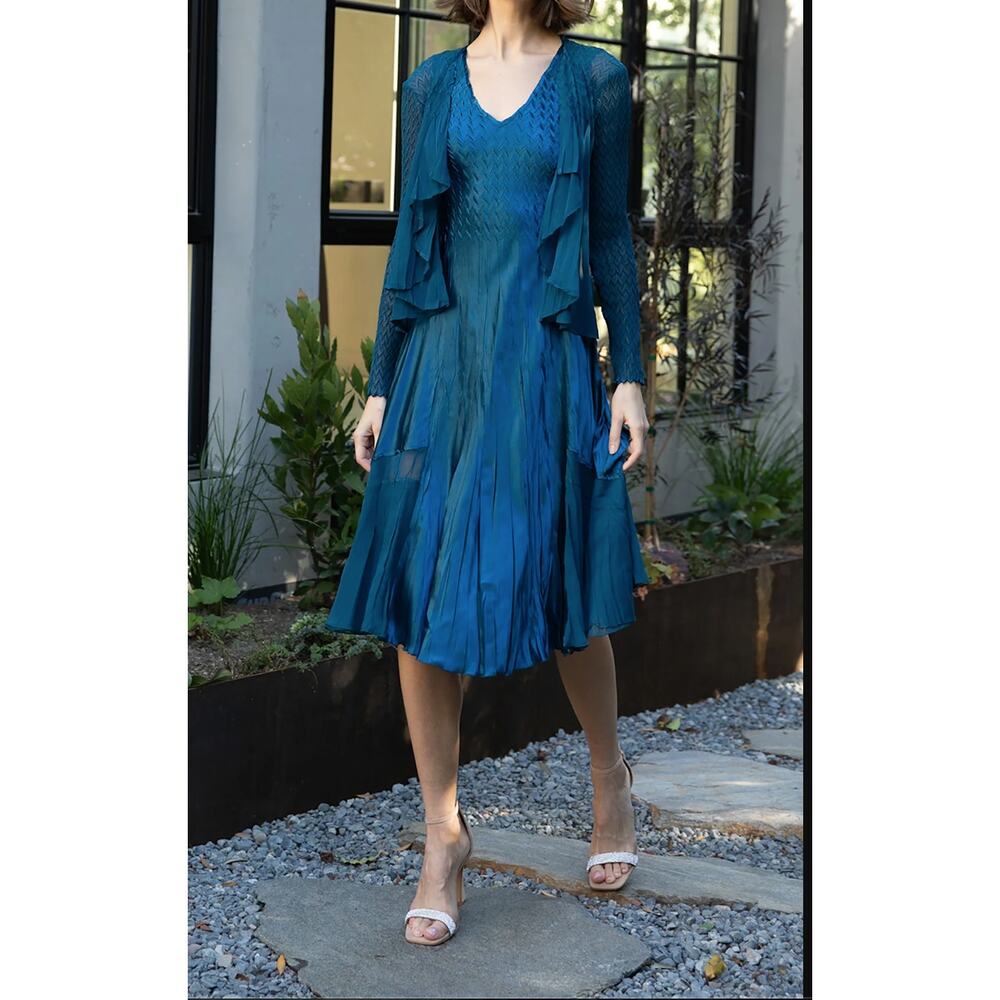 Komarov Teal V-Neck Sleeveless Sheer Accents Midi Dress-Only Women Size M